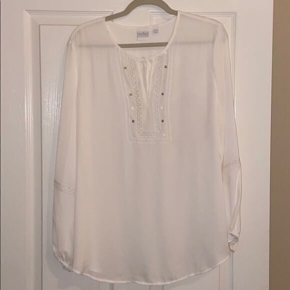 White tunic top  - Picture 1 of 4